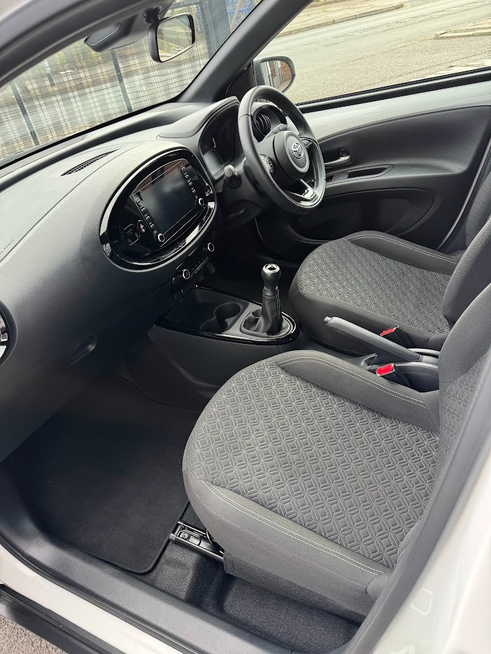 Used Toyota Aygo X 2023 for sale - 76309711: Photo 16