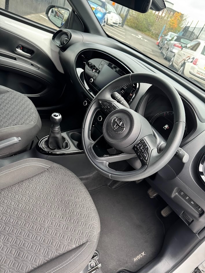 Used Toyota Aygo X 2023 for sale - 76309711: Photo 4