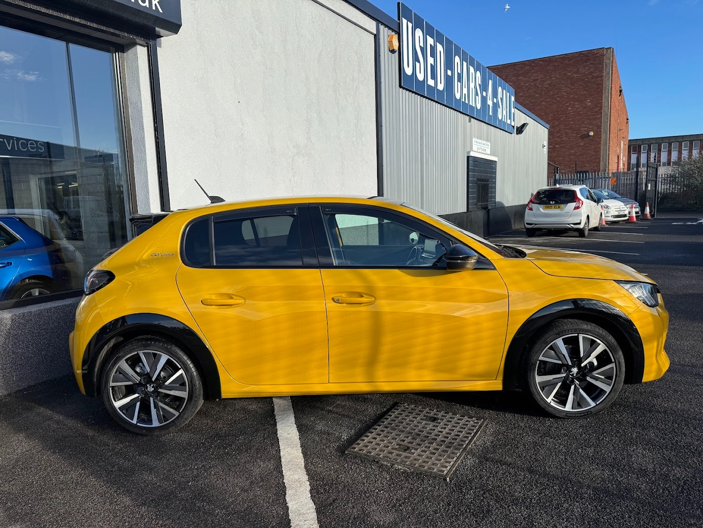 Used Peugeot 208 2020 for sale - 76780404: Photo 4