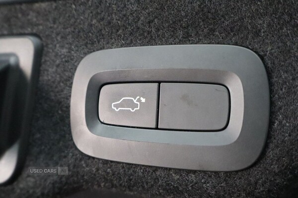 Used Volvo S90 2017 for sale - 76153661: Photo 30