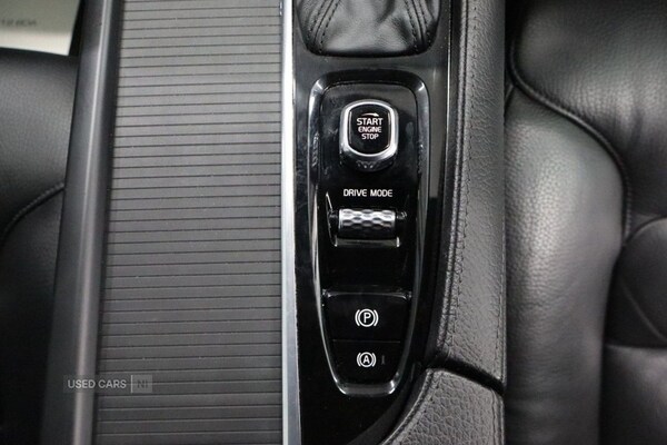 Used Volvo S90 2017 for sale - 76153661: Photo 35