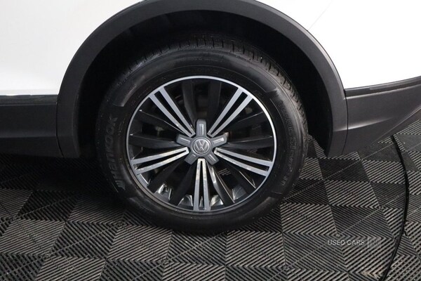 Used Volkswagen Tiguan 2016 for sale - 76887850: Photo 17