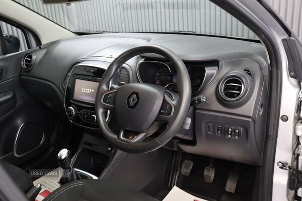 Used Renault Captur 2018 for sale - 75697740: Photo 24