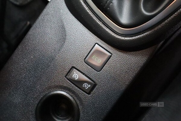 Used Renault Captur 2018 for sale - 75697740: Photo 28