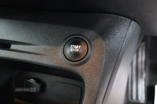 Used Renault Captur 2018 for sale - 75697740: Photo 31