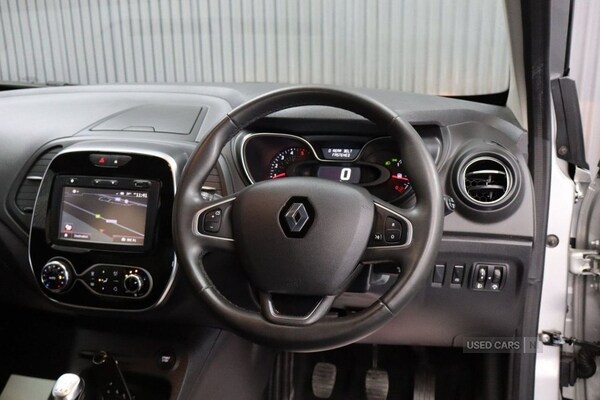 Used Renault Captur 2018 for sale - 75697740: Photo 38