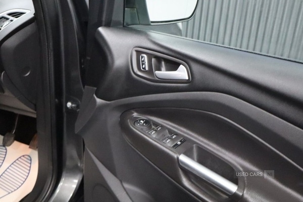 Used Ford Kuga 2015 for sale - 77941094: Photo 30