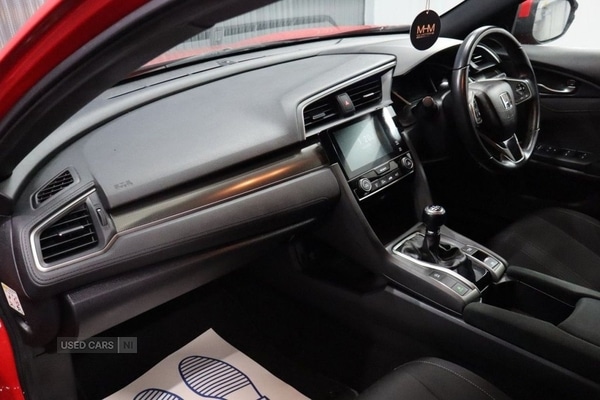 Used Honda Civic 2018 for sale - 77634256: Photo 38