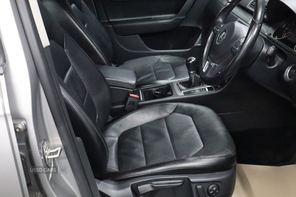 Used Volkswagen Passat 2014 for sale - 77231133: Photo 23