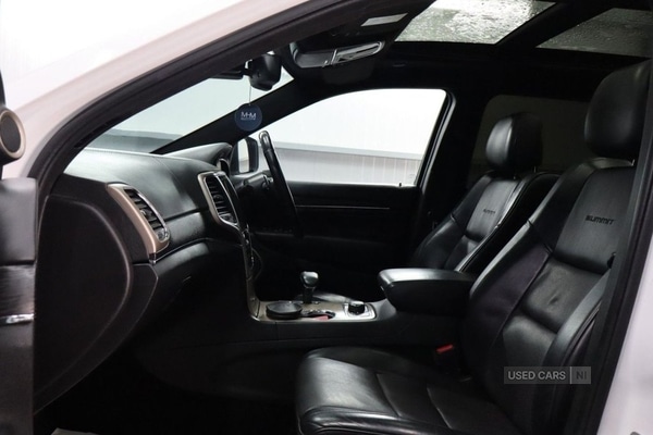 Used Jeep Grand Cherokee 2016 for sale - 76621371: Photo 49