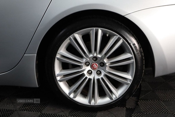 Used Jaguar XJ 2015 for sale - 76966018: Photo 13