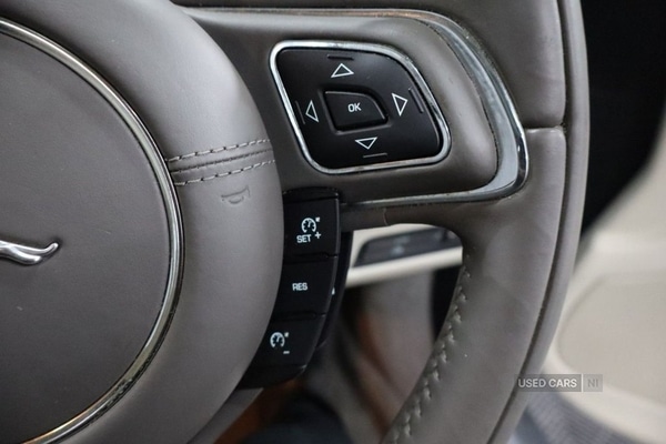 Used Jaguar XJ 2015 for sale - 76966018: Photo 46