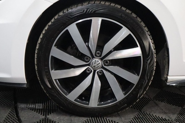 Used Volkswagen Touran 2017 for sale - 76998314: Photo 12