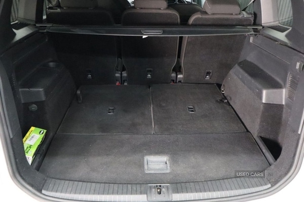 Used Volkswagen Touran 2017 for sale - 76998314: Photo 28