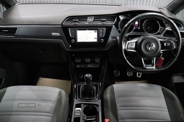 Used Volkswagen Touran 2017 for sale - 76998314: Photo 32