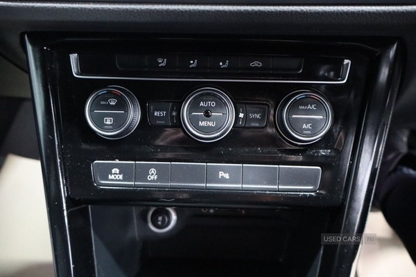 Used Volkswagen Touran 2017 for sale - 76998314: Photo 47