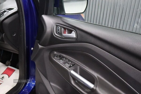Used Ford Kuga 2017 for sale - 76308812: Photo 25