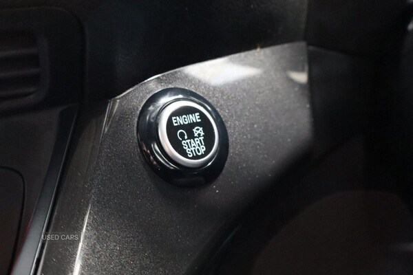 Used Ford Kuga 2017 for sale - 76308812: Photo 32