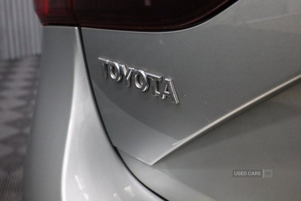 Used Toyota Avensis 2016 for sale - 77217810: Photo 12