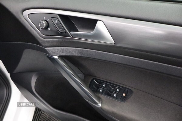 Used Volkswagen Golf 2019 for sale - 76998453: Photo 36