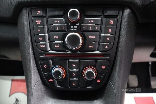 Used Vauxhall Meriva 2015 for sale - 76228247: Photo 43