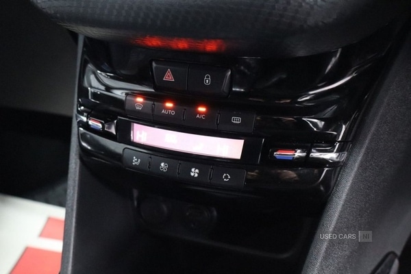 Used Peugeot 2008 2016 for sale - 76586232: Photo 35