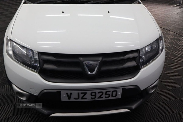 Used Dacia Sandero Stepway 2014 for sale - 77372118: Photo 12