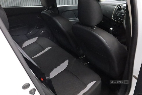 Used Dacia Sandero Stepway 2014 for sale - 77372118: Photo 25