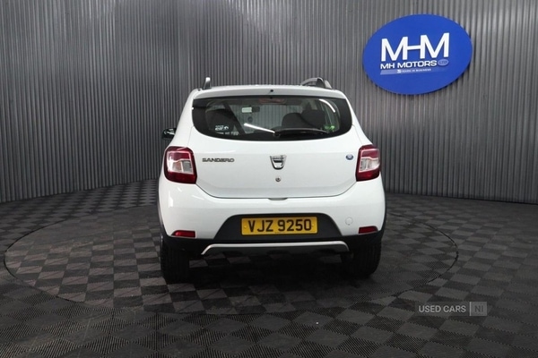 Used Dacia Sandero Stepway 2014 for sale - 77372118: Photo 7