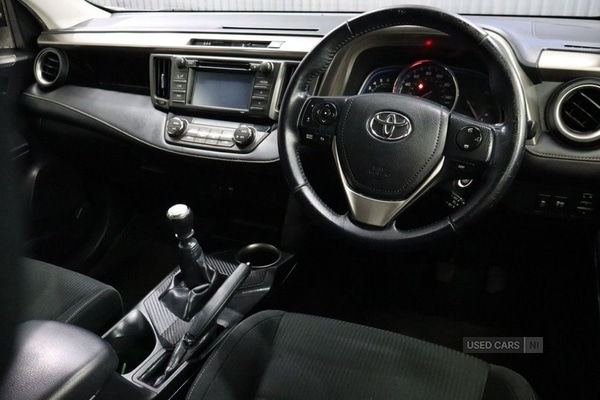 Used Toyota RAV4 2015 for sale - 76965934: Photo 31
