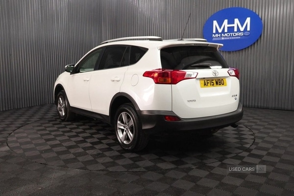 Used Toyota RAV4 2015 for sale - 76965934: Photo 5