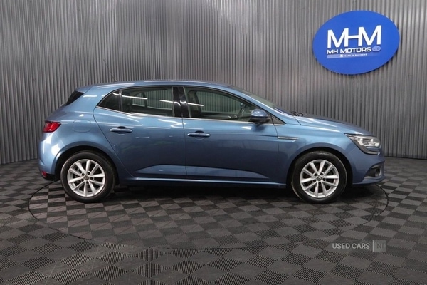 Used Renault Megane 2016 for sale - 76620860: Photo 8