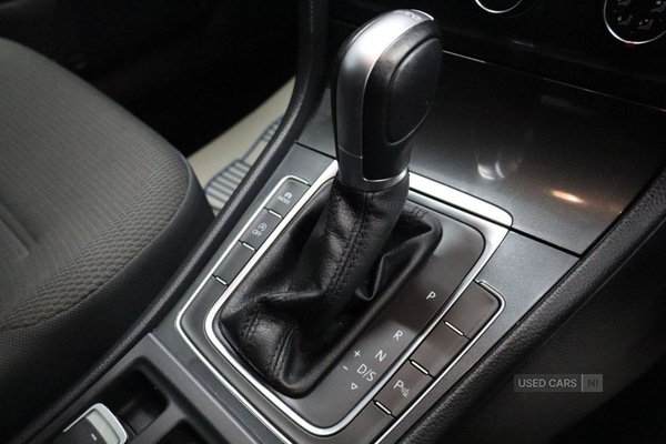 Used Volkswagen Golf 2018 for sale - 78035553: Photo 50