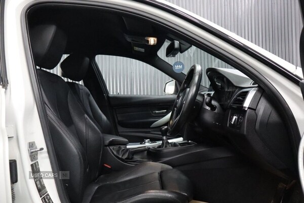 Used BMW 3 Series 2015 for sale - 77120936: Photo 29