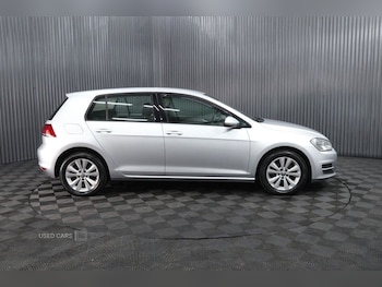 Used Volkswagen Golf 2014 for sale - 76153677: Photo