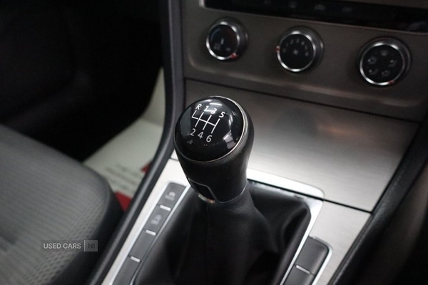 Used Volkswagen Golf 2014 for sale - 76153677: Photo 32