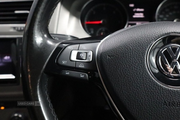 Used Volkswagen Golf 2014 for sale - 76153677: Photo 40