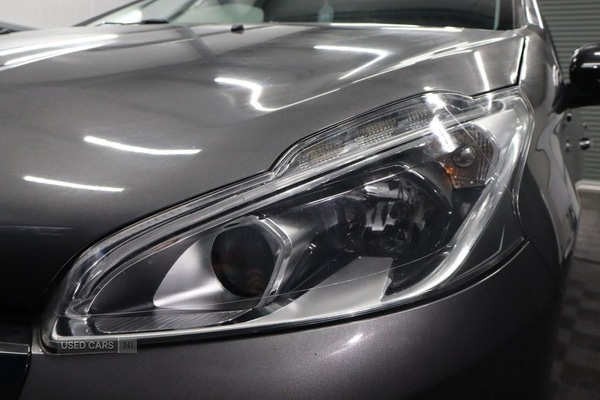 Used Peugeot 208 2018 for sale - 76899902: Photo 17