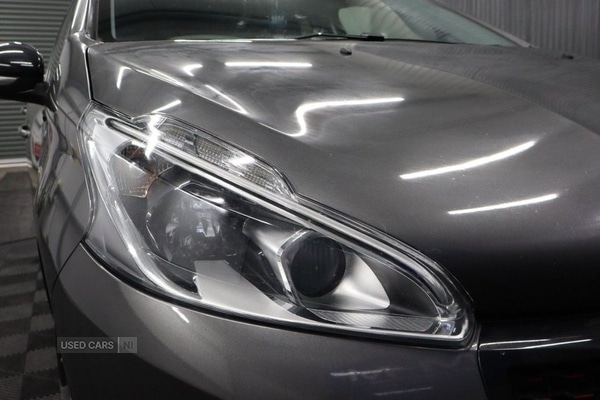 Used Peugeot 208 2018 for sale - 76899902: Photo 18