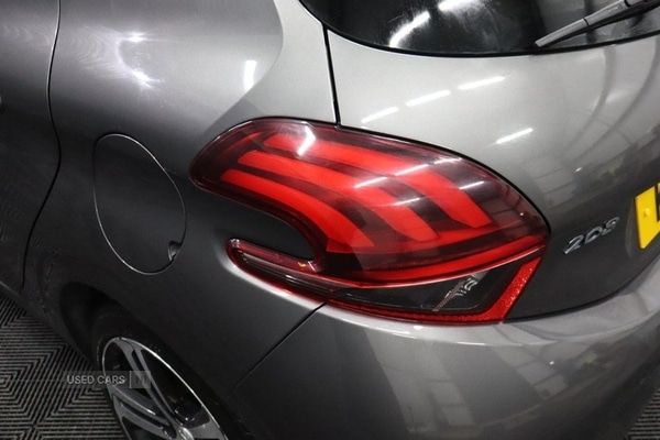 Used Peugeot 208 2018 for sale - 76899902: Photo 21