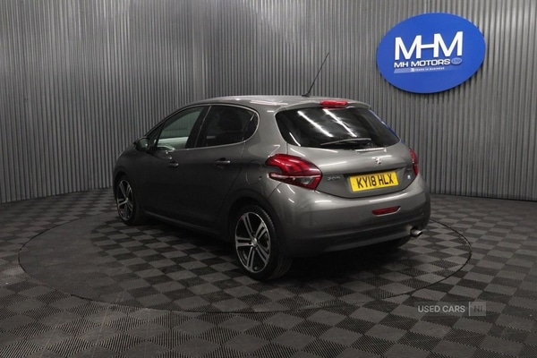 Used Peugeot 208 2018 for sale - 76899902: Photo 5