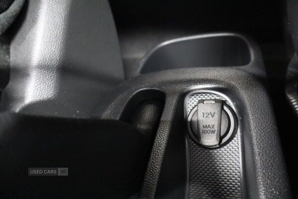 Used Hyundai i10 2018 for sale - 75494419: Photo 47