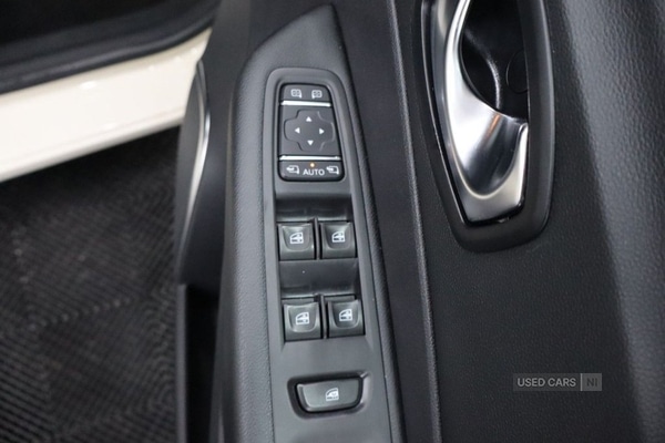 Used Renault Captur 2018 for sale - 77684629: Photo 35