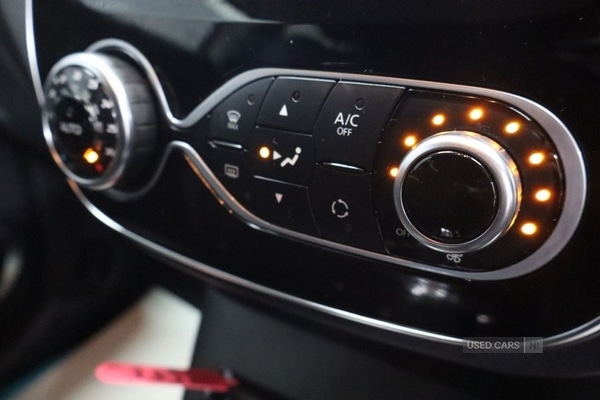 Used Renault Captur 2018 for sale - 77684629: Photo 49