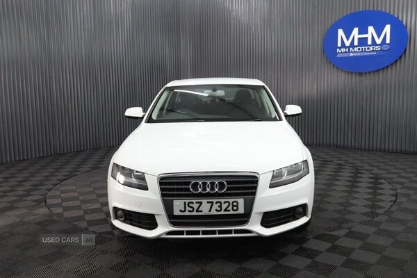 Used Audi A4 2010 for sale - 76634506: Photo 2