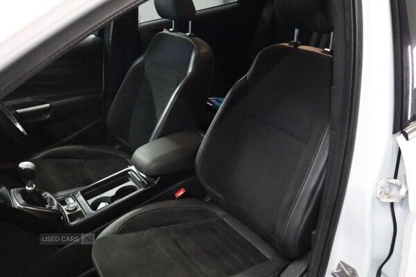 Used Ford Kuga 2017 for sale - 77268568: Photo 28