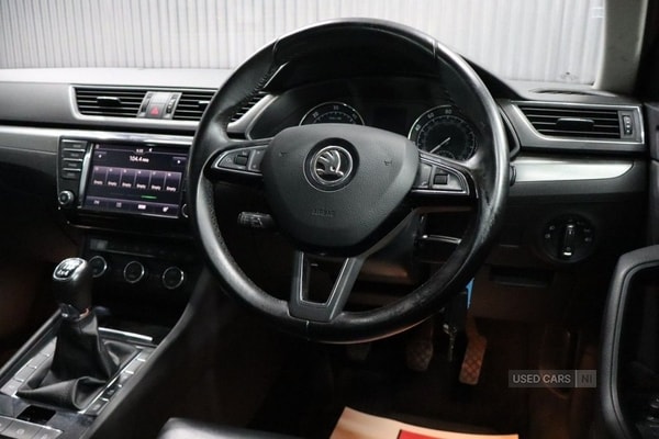Used Skoda Superb 2016 for sale - 75601855: Photo 38