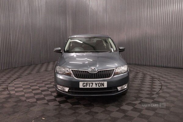 Used Skoda Rapid 2017 for sale - 76201634: Photo 2