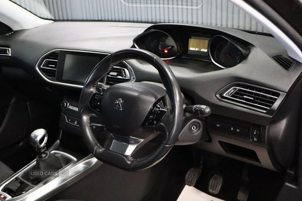 Used Peugeot 308 2014 for sale - 76095281: Photo 23