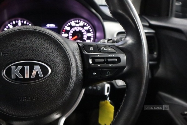 Used Kia Stonic 2017 for sale - 76474266: Photo 39